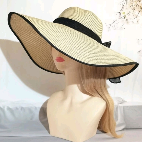 Floppy Sun Hat - Picture 7 of 8